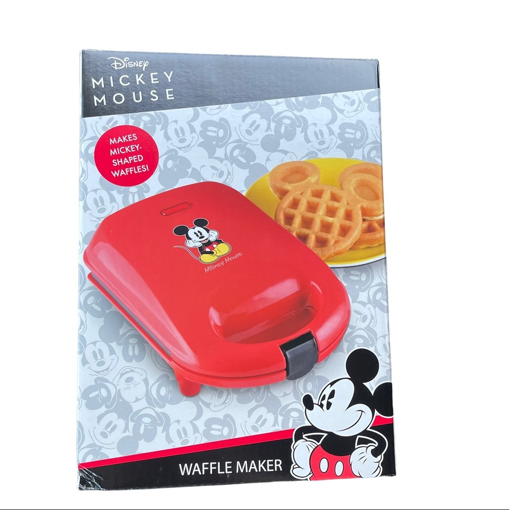 Disney Mickey Mouse waffle maker mini NEW